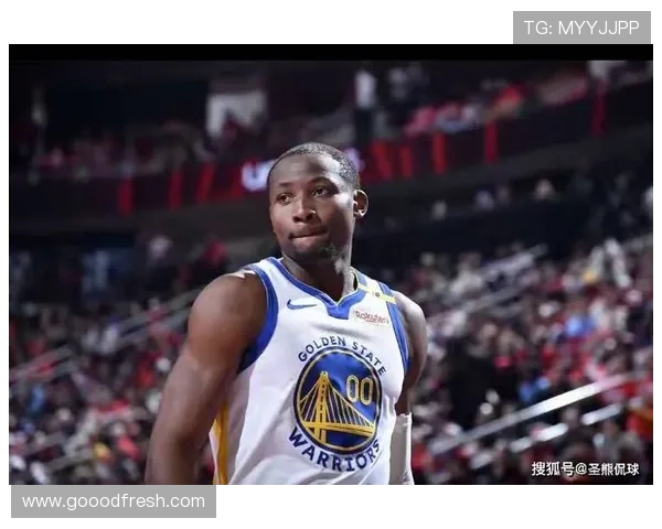 库明加直言社交媒体球迷情绪化主场支持者才是球队真正的MVP